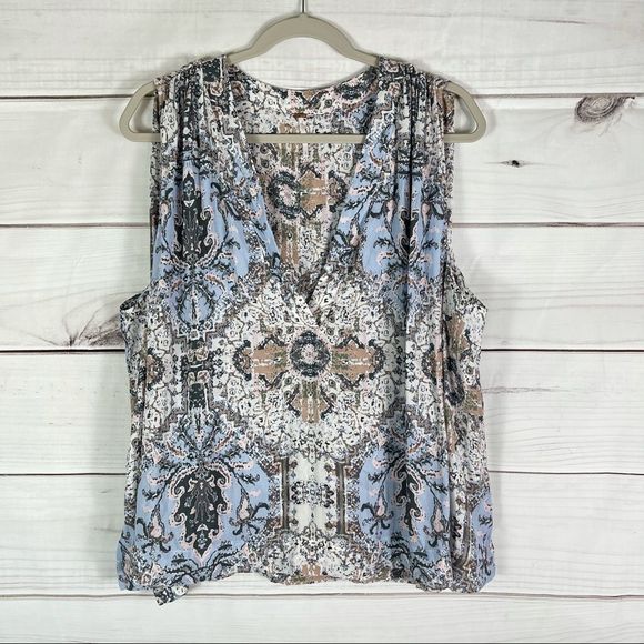Free People Tops - Free People Darcy Super V Printed Tank